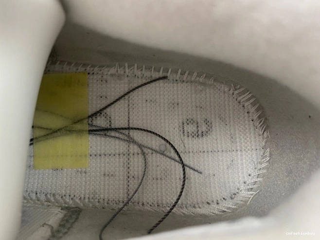 What The 4 Retro Jordan CL1184-146 1016